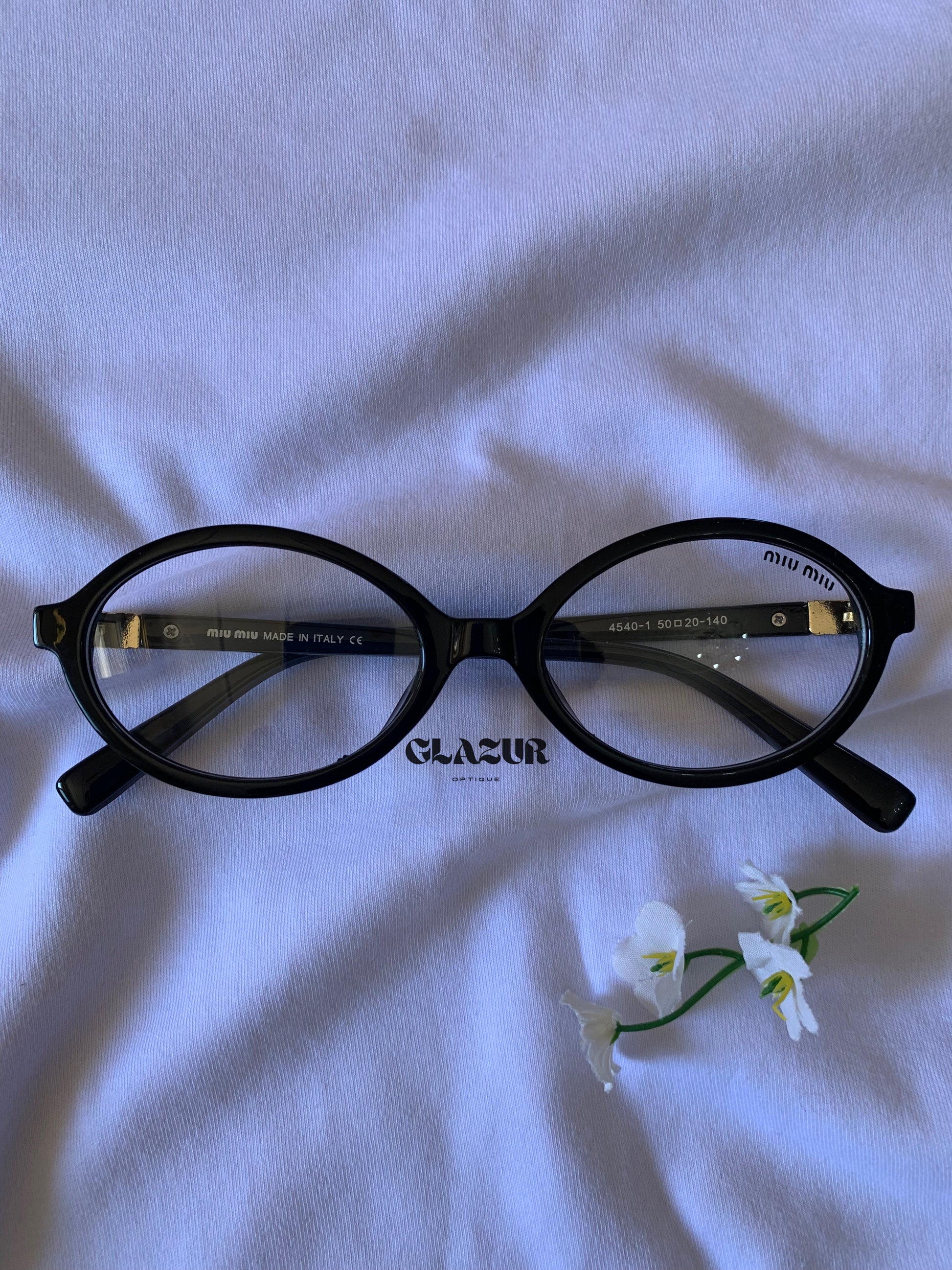 Miumiu (cliquez sur le couleur)